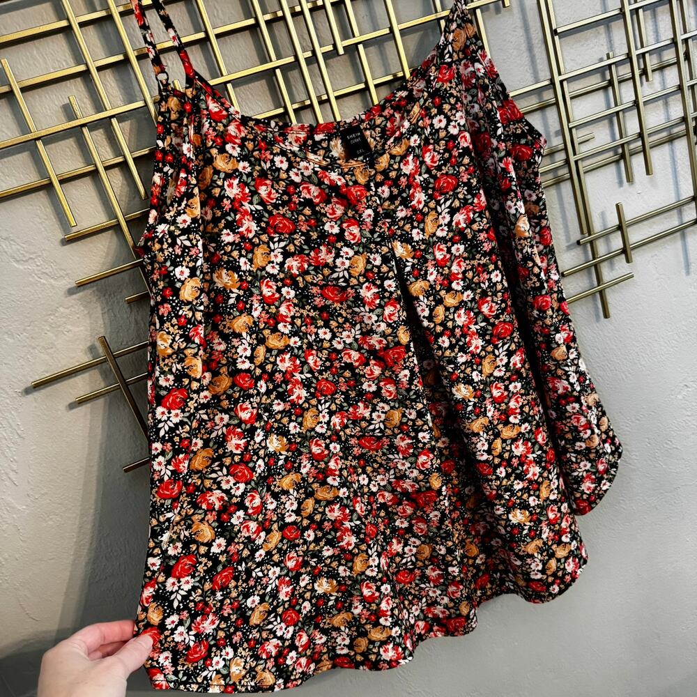 SHEIN Curve 0XL XL Black Floral Cami Tank Top Sleeveless Plus Size